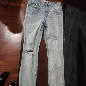 RSQ Light Wash Distressed Skinny Jeans